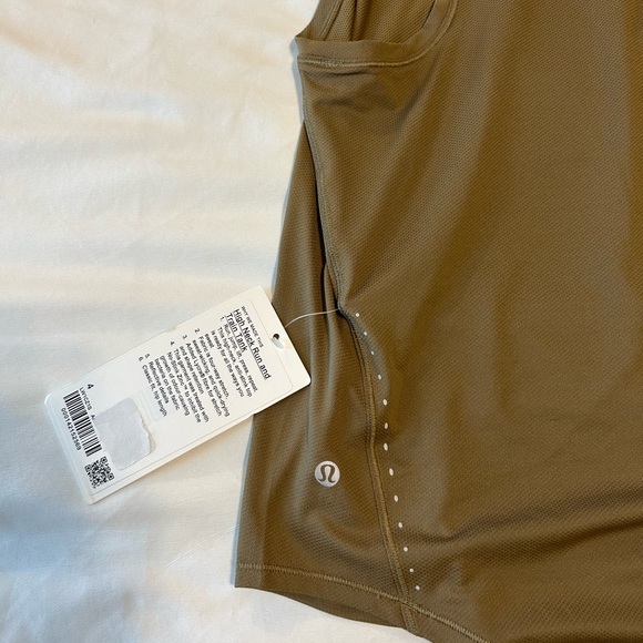 Lululemon High Neck Run and Train Tank size 4 - Picture 3 of 6